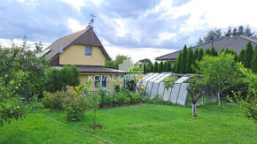 Podkrovná chata/rodinný dom, Párovské Háje, pozemok 700 m2