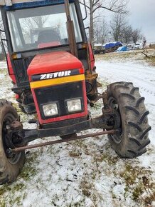 Predam traktor zetor 6245