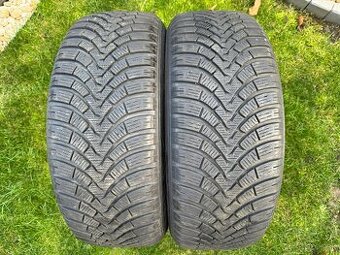 225/55 R18