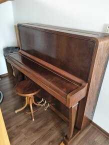 Piano Petrof - 1