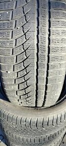 Predám 4 zimné pneumatiky 245/45 R19 102V Nokian