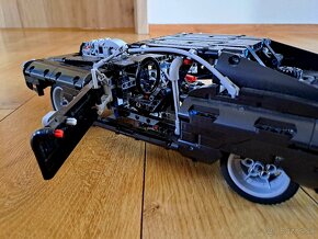 Lego technic fast furious dodge č.42111