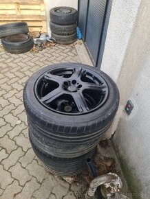 Momo elektróny 225/45 R17 8Jx17 H2