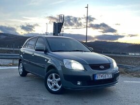 KIA RIO 1,5 CRDI len 137 000 km