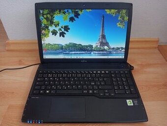 predám Fujitsu Lifebook A544-Intel corei3 -4gb ram -bez bat. - 1