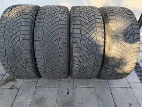 235/55 R17 Pirelli zimne pneumatiky