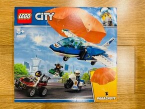 Predám LEGO City 60208 Zatknutie zlodeja na padáku