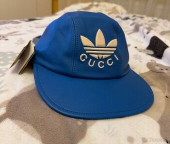 Predám koženú šiltovku Gucci x Adidas