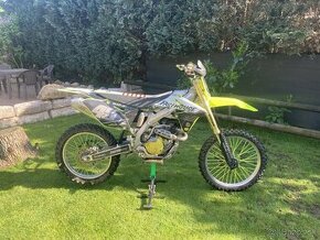 Motorka Suzuki 450 RMZ vymením