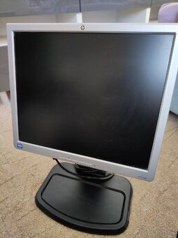 

LCD monitor HP 17''