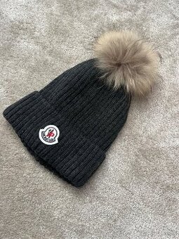 Moncler ciapka nova