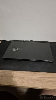 Asus ROG Strix