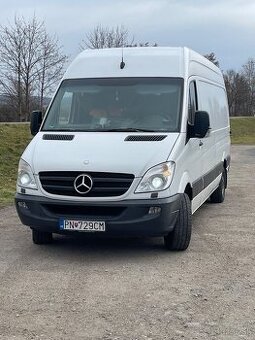 Mercedes- Benz Sprinter - 1