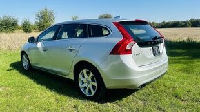 Volvo V60 D3 Momentum automat