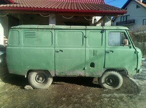 Predám UAZ 452