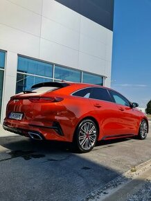 KIA ProCeed 1.6 T-GDi GT manuál