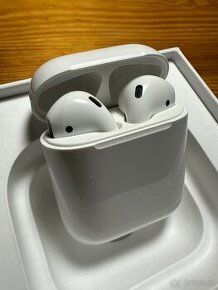 Originálne Apple AirPods prvej generácie