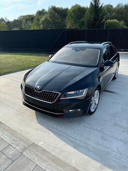 Škoda Superb Combi 2.0 TDI DSG