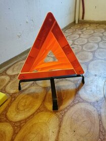 Výstražný trojuholník - 1