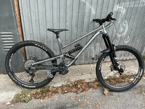 Predam bike Commencal CLASH 2021 vet. L