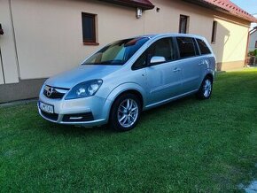 Opel Zafira B 1.9 CDTI 7 miestne - 1