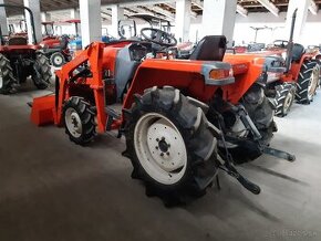 Japonský  Malotraktor Kubota GL 21DT + čelný nakladač