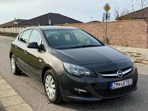 Opel Astra 1.4 Turbo Benzín 1. Majiteľ