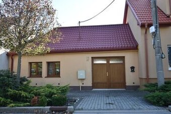 Predáme na Dubovej dom na pozemku 1.791m2.