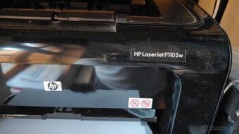 HP Laser Jet P1102W - 1