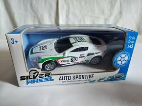 Silver wheel auto model