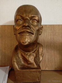 Busta Lenin