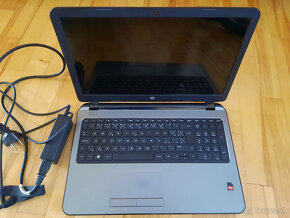 Notebook HP 15-G001NC - 1