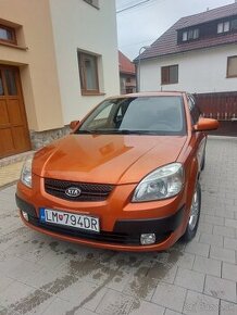 Predám Kia Rio 1,4 71 kw LPG , automat r. v. 2010