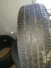 225/60 R17