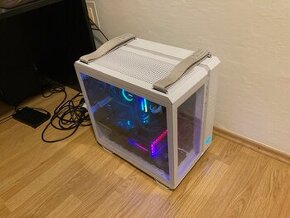 PC - Ryzen 9 7900X3D - RTX4070Ti  - 12GB Ssd - 64Gb Ram