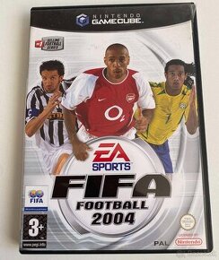 FIFA Football 2004 (GameCube)