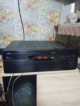 Yamaha receiver zosilňovač