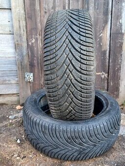 Predám 2 jazdené zimné pneumatiky BFGOODRICH 205/50 R17