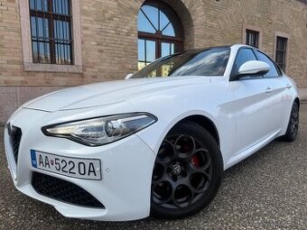 Alfa Romeo Giulia 2.2 Diesel 180 AT Super