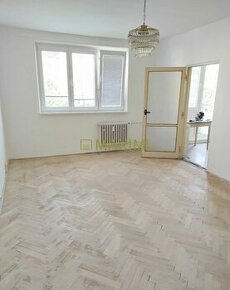 3- izbový byt s loggiou a balkónom na ulici Exnárova
