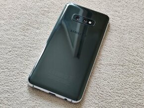 Samsung Galaxy S10e.  Model SM-G970F/DS.