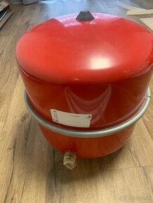 Predam 50L expanznu nadobu