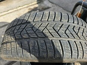 Predam zimne pneu pre SUV 255/50R19