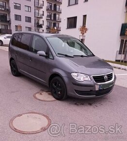 Predám Volkswagen Touran facelift 1.9tdi 6 stupnovy mánual - 1