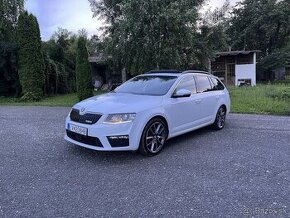 Škoda Octavia Combi 2.0 TSI RS