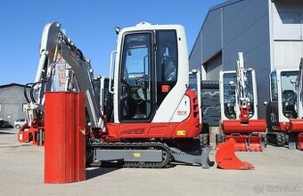 TAKEUCHI TB216 - cca 2 000kg