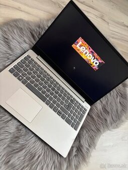 Lenovo ideapad 330S-15IKB