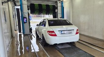 Predam/vymenim Mercedes C180 w204 1.6 kompresor