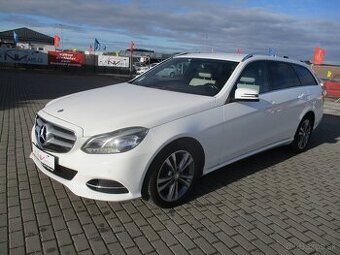 MERCEDES E250 BlueTEC 4-Matic Avantgarde 12/2013 - 1