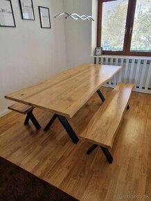 Jedálenský stôl dub masív + lavicové sedenie